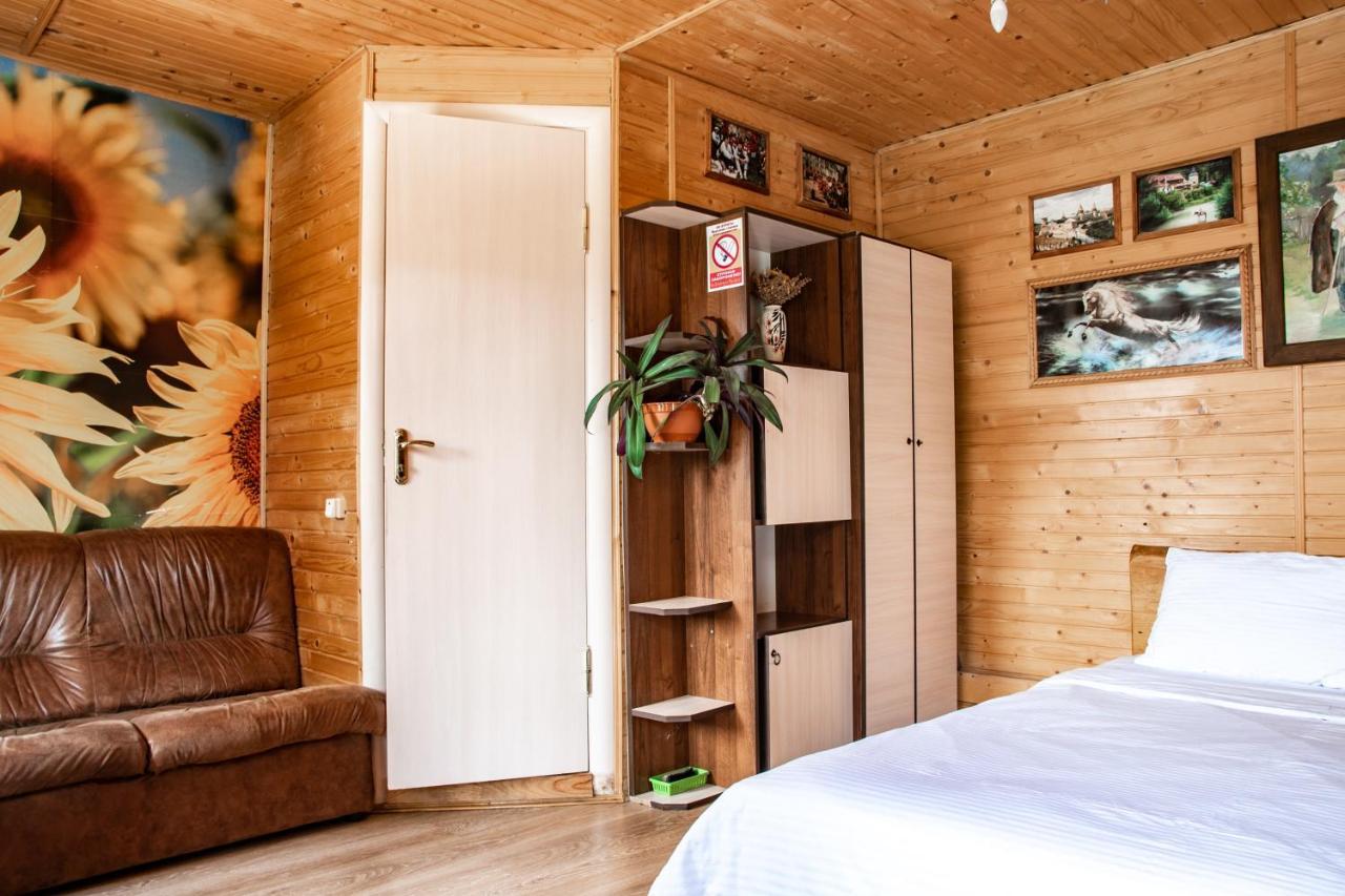 Bilya Richky Hotel Kamianets-Podilskyi Luaran gambar