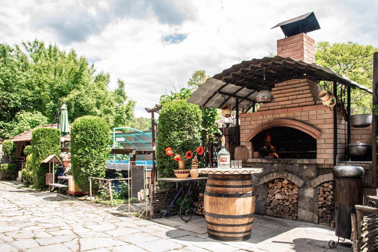 Bilya Richky Hotel Kamianets-Podilskyi Luaran gambar
